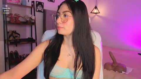 miller_vanessa_ online show from February 7, 2026, 9:51 pm