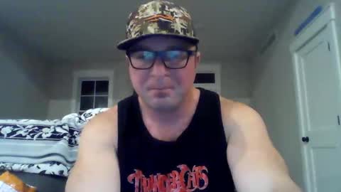 Snapshot of millertimenow34 chatting on May 12, 2026, 2:41 am millertime feet bigcock hairy straight muscles online show from May 12, 2026, 2:41 am