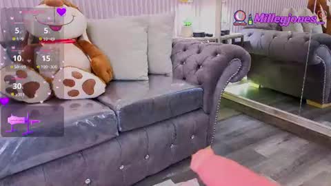 Snapshot of milleyjones_ chatting on July 1, 2026, 11:34 am milleyjones_ online show from July 1, 2026, 11:34 am