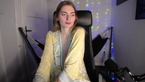 Snapshot of millie_lacroix chatting on December 12, 2024, 5:15 pm millie_lacroix online show from December 12, 2024, 5:15 pm