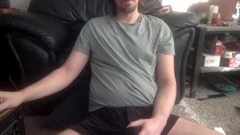 Snapshot of millionsmcgee chatting on February 21, 2025, 8:27 pm Millions online show from February 21, 2025, 8:27 pm