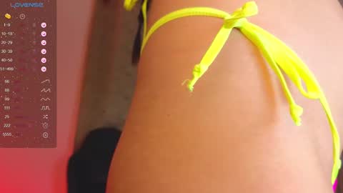 Snapshot of milly_01 chatting on January 10, 2025, 5:37 am Milly online show from January 10, 2025, 5:37 am