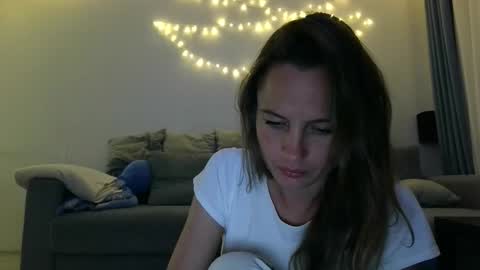 milly_browski online show from September 14, 2025, 6:18 pm