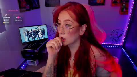 Snapshot of milly_yako chatting on October 7, 2025, 10:07 pm Monkey D Maddie online show from October 7, 2025, 10:07 pm