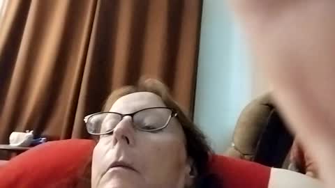 Snapshot of miloanj chatting on June 28, 2026, 8:37 pm miloanj online show from June 28, 2026, 8:37 pm