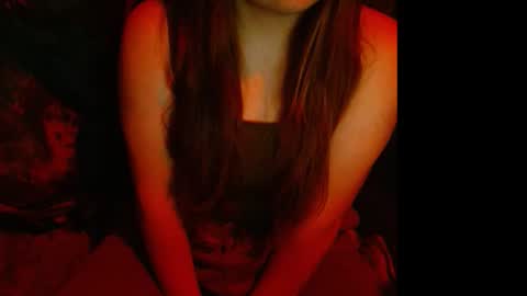 milo loves you online show from December 1, 2025, 2:27 am