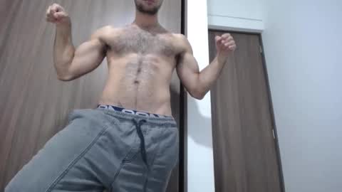 miloslove online show from February 1, 2026, 2:21 am