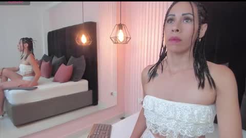 Snapshot of miluu_starr chatting on February 23, 2026, 12:02 pm miluu online show from February 23, 2026, 12:02 pm