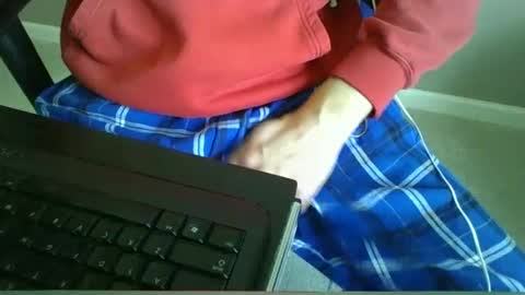 Snapshot of milwaukeebadger24 chatting on December 13, 2024, 6:49 pm milwaukeebadger24 online show from December 13, 2024, 6:49 pm