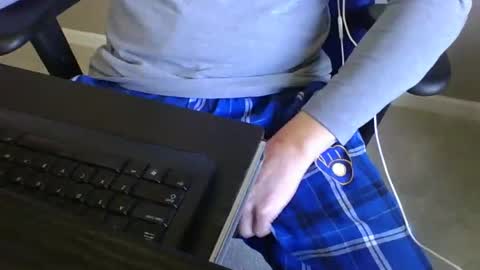 Snapshot of milwaukeebadger24 chatting on January 21, 2025, 6:34 pm milwaukeebadger24 online show from January 21, 2025, 6:34 pm