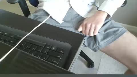 Snapshot of milwaukeebadger24 chatting on September 12, 2025, 3:01 pm milwaukeebadger24 online show from September 12, 2025, 3:01 pm