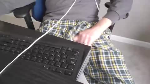 milwaukeebadger24 online show from January 17, 2026, 4:43 pm