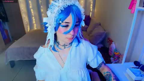 mily_milk_ online show from July 14, 2026, 10:43 am