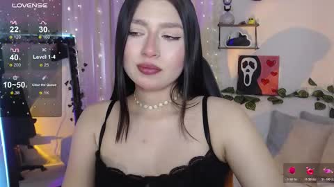 Mily online show from November 27, 2025, 8:11 pm