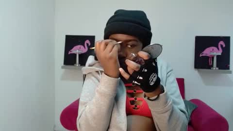 Snapshot of milykabombastik chatting on October 22, 2025, 12:38 pm milykabombastik online show from October 22, 2025, 12:38 pm