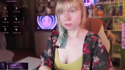 Mimi Bunny  online show from July 20, 2026, 4:05 am