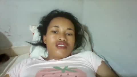 Snapshot of mimisexy295320 chatting on December 21, 2024, 9:33 am mimisexy295320 online show from December 21, 2024, 9:33 am