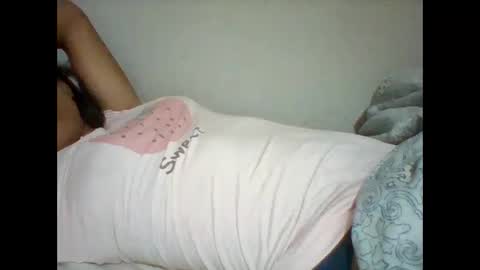 Snapshot of mimisexy295320 chatting on January 15, 2025, 9:56 am mimisexy295320 online show from January 15, 2025, 9:56 am