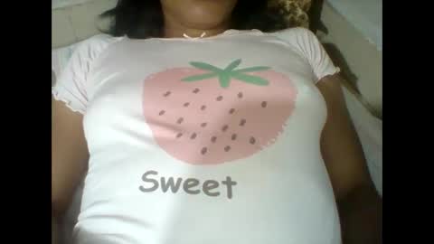 Snapshot of mimisexy295320 chatting on January 25, 2025, 10:19 am mimisexy295320 online show from January 25, 2025, 10:19 am