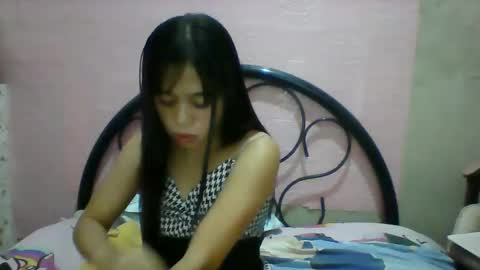 Snapshot of mimiyolove chatting on February 4, 2025, 10:00 am mimiyolove online show from February 4, 2025, 10:00 am