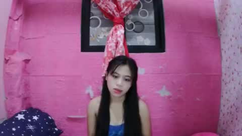 Snapshot of mimiyolove chatting on September 18, 2025, 10:39 am mimiyolove online show from September 18, 2025, 10:39 am