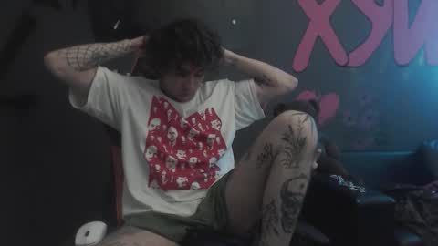 Snapshot of min1pekka chatting on September 23, 2025, 6:00 pm Max online show from September 23, 2025, 6:00 pm