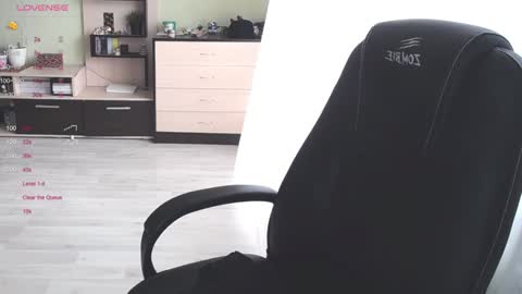 Snapshot of mina_sanna chatting on February 4, 2025, 8:13 am Mistress Mina online show from February 4, 2025, 8:13 am