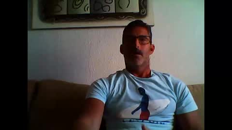 Snapshot of mindthestep chatting on February 14, 2025, 2:23 pm MIND online show from February 14, 2025, 2:23 pm