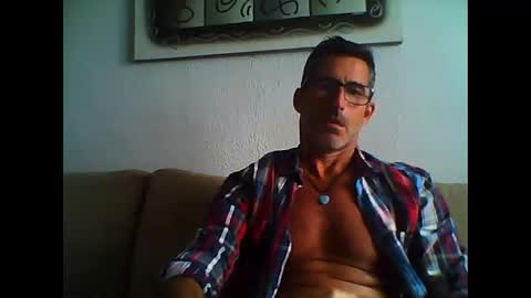 Snapshot of mindthestep chatting on October 5, 2025, 1:42 pm MIND online show from October 5, 2025, 1:42 pm