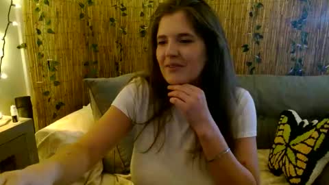 Snapshot of mindymounds chatting on November 12, 2025, 3:12 pm Mindy online show from November 12, 2025, 3:12 pm