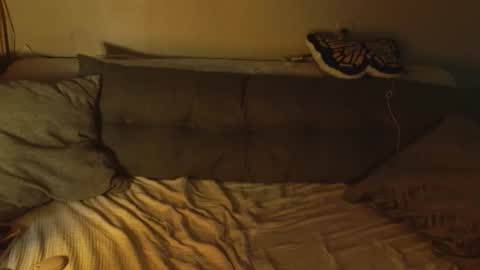 Snapshot of mindymounds chatting on December 14, 2025, 2:22 pm Mindy online show from December 14, 2025, 2:22 pm