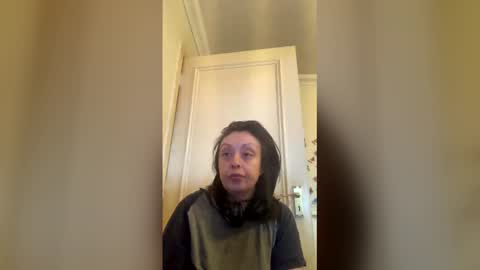 Snapshot of mindyourbusiness123 chatting on April 4, 2026, 1:19 pm please subscribe to my fansly please no video or photos must be recorded or re sold online show from April 4, 2026, 1:19 pm