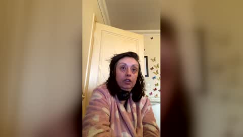 Snapshot of mindyourbusiness123 chatting on April 6, 2026, 1:01 pm please subscribe to my fansly please no video or photos must be recorded or re sold online show from April 6, 2026, 1:01 pm