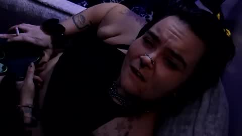 mindyourvib3z online show from July 7, 2026, 7:23 am
