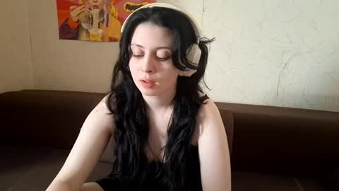 Mindy online show from April 15, 2026, 5:58 am