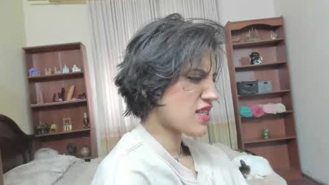 Amber online show from January 13, 2026, 1:49 pm