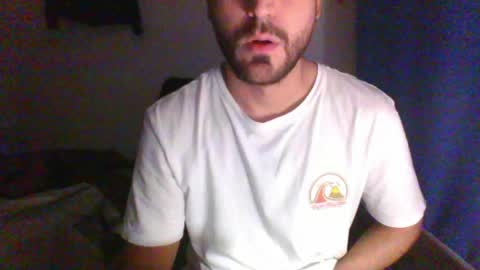 Snapshot of miniarthur chatting on April 12, 2026, 12:37 am miniarthur online show from April 12, 2026, 12:37 am