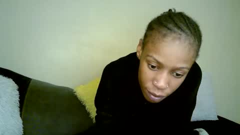 minieme001 online show from March 15, 2026, 6:03 pm