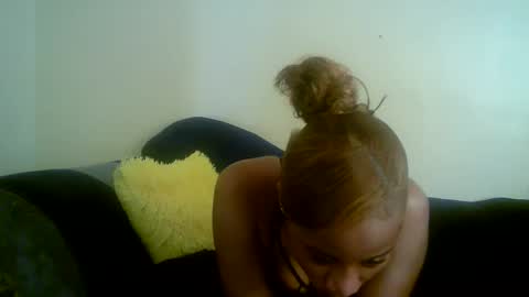 minieme001 online show from March 29, 2026, 6:24 am