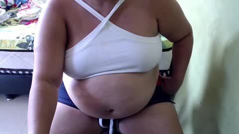 Snapshot of minnie_bbw69 chatting on February 2, 2025, 3:28 pm Andrea online show from February 2, 2025, 3:28 pm