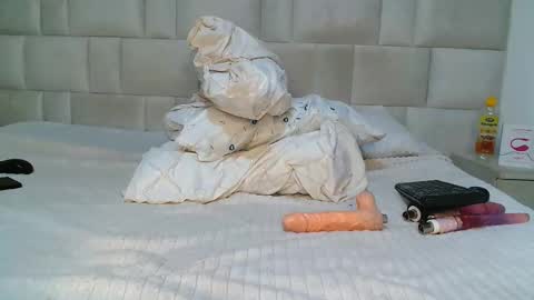 Snapshot of minnie_spice chatting on September 25, 2025, 8:01 pm lex online show from September 25, 2025, 8:01 pm