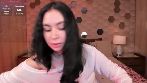 Minnie online show from March 18, 2026, 6:38 am