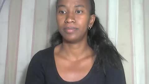 minouch211907 online show from January 13, 2026, 2:39 am