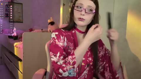 Snapshot of mira_jadee chatting on April 29, 2026, 9:21 pm Mira online show from April 29, 2026, 9:21 pm