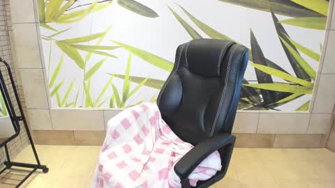 Mira online show from December 8, 2024, 7:37 am