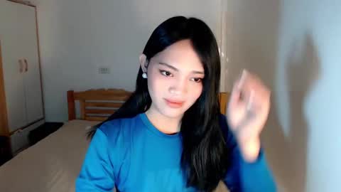 Mira Bella online show from December 2, 2024, 3:47 pm