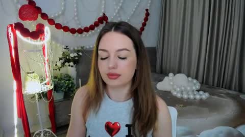 Emma online show from May 5, 2026, 7:44 pm
