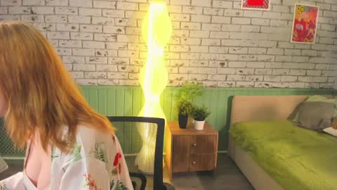 Aki online show from April 7, 2026, 10:37 am