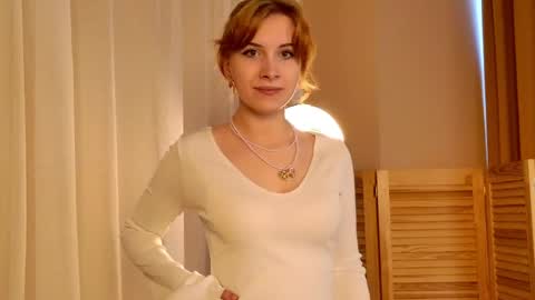 Aki online show from April 8, 2026, 10:26 am