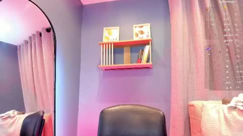 Snapshot of miranda_doll_ chatting on June 10, 2026, 12:04 pm online show from June 10, 2026, 12:04 pm